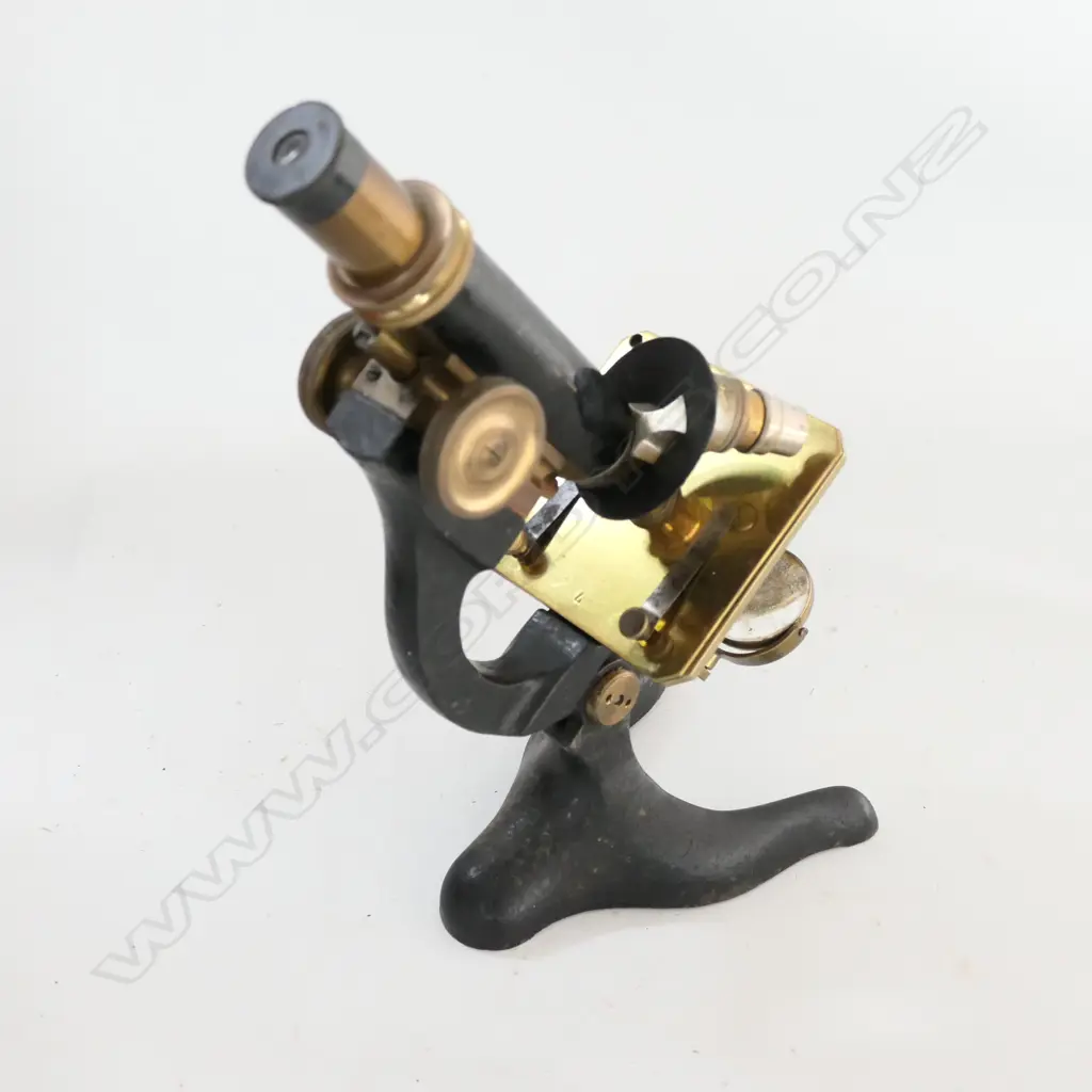 OLD MICROSCOPE IN ASSOCIATED MAHOG BOX Image 1++